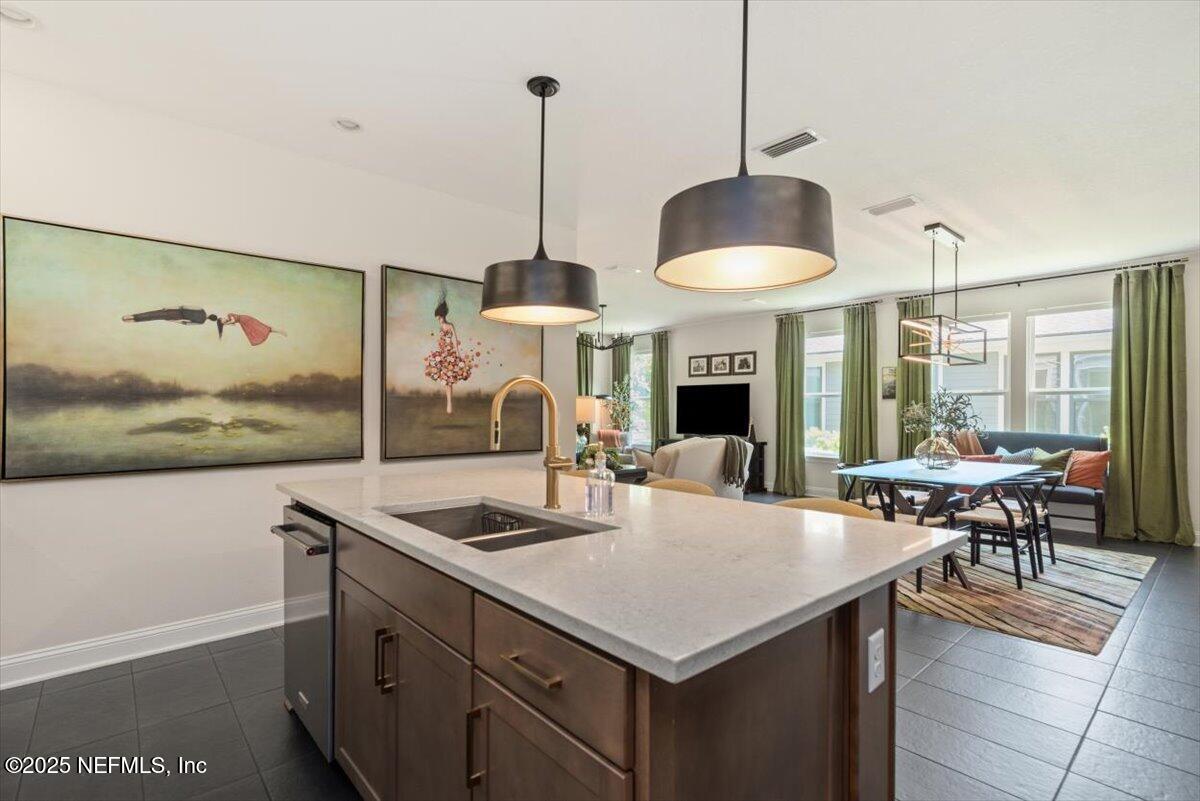 10053 FILAMENT Boulevard