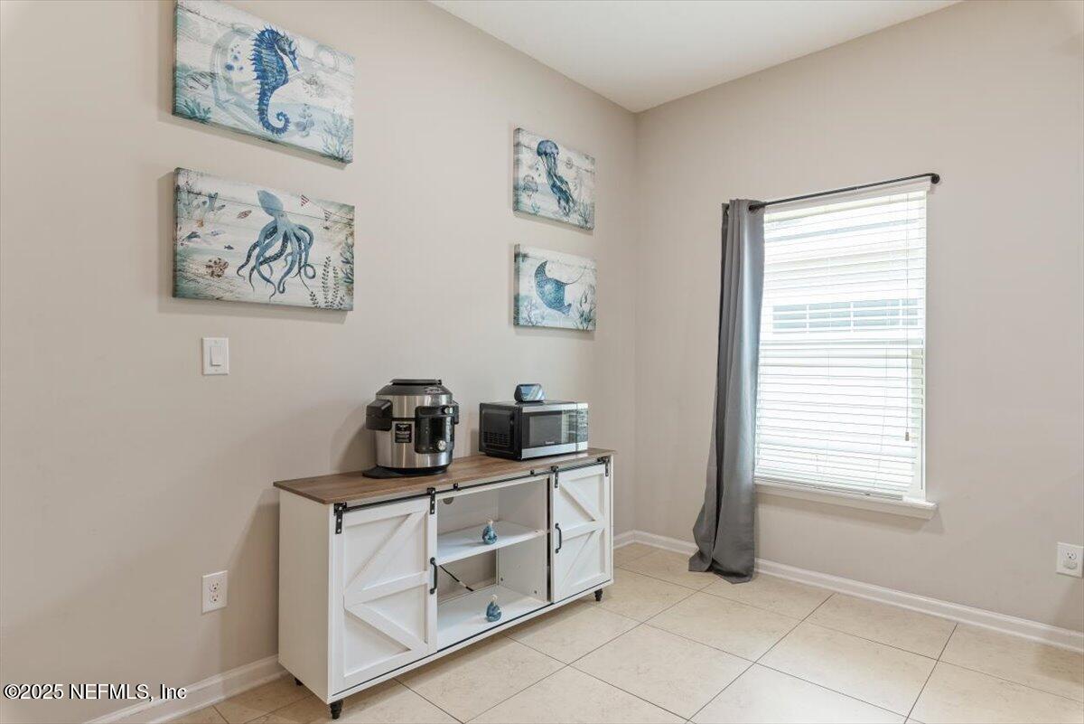 218 QUEENSLAND Circle