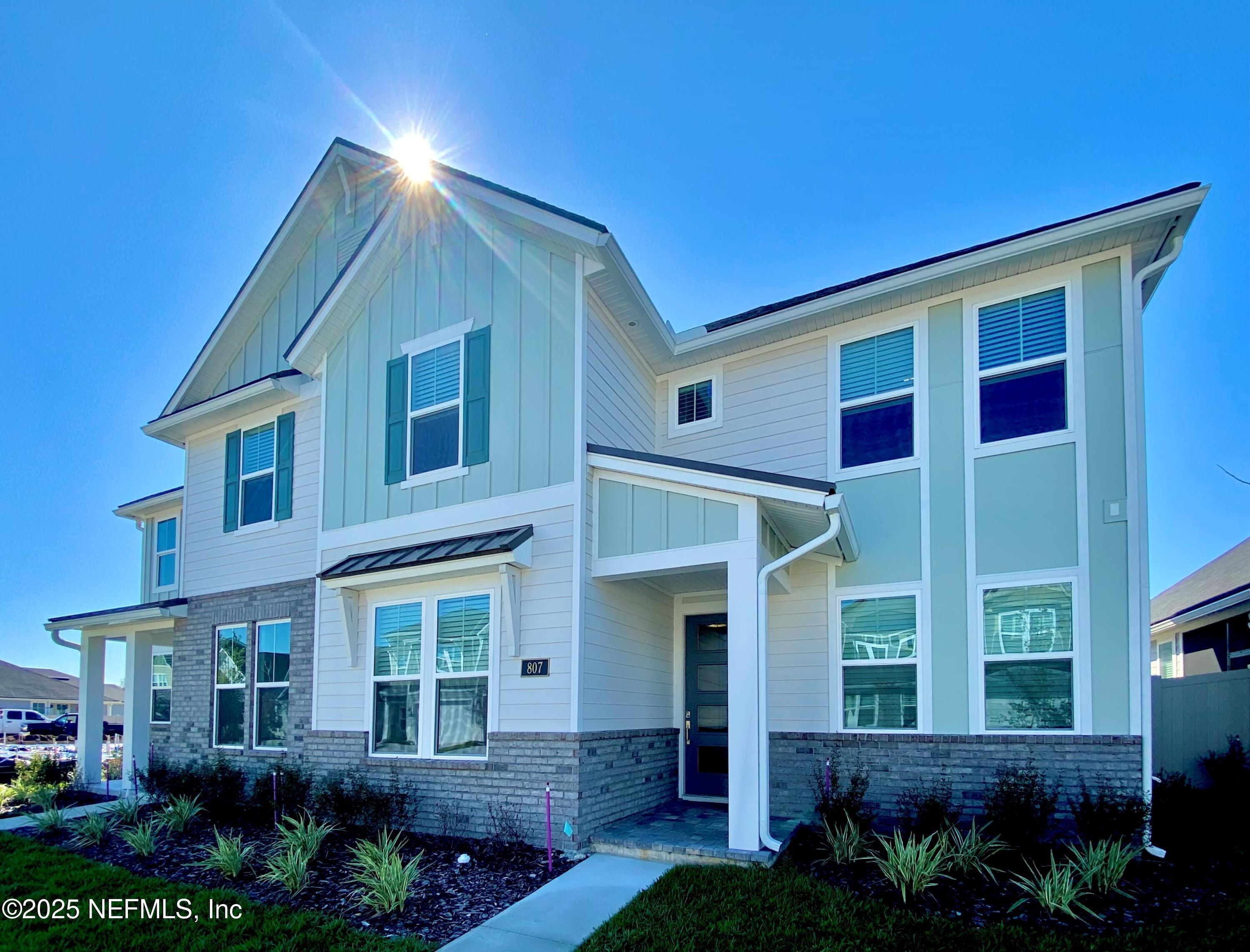 807 NOCATEE VILLAGE Drive