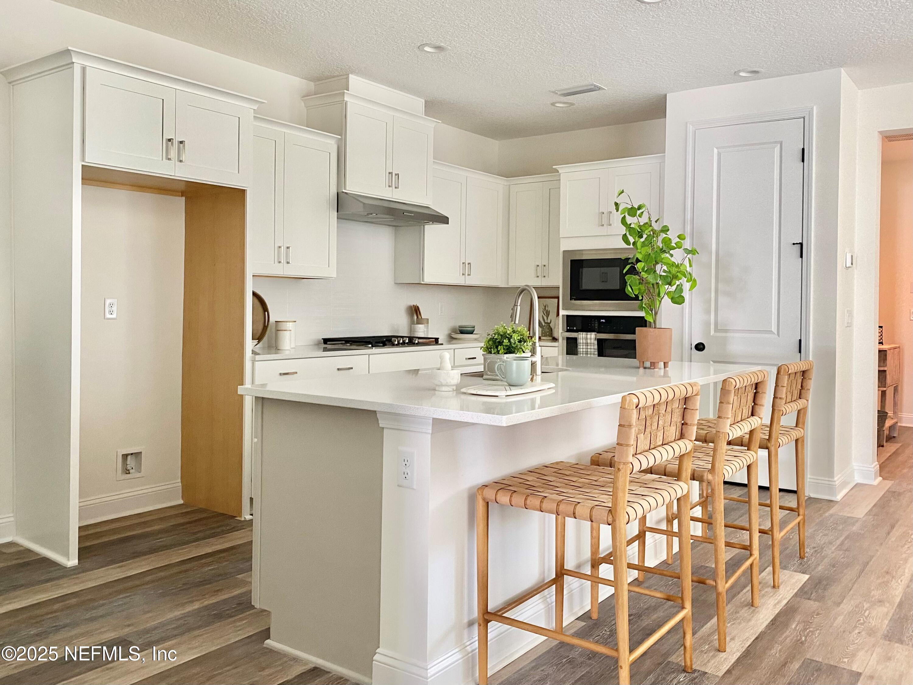 807 NOCATEE VILLAGE Drive