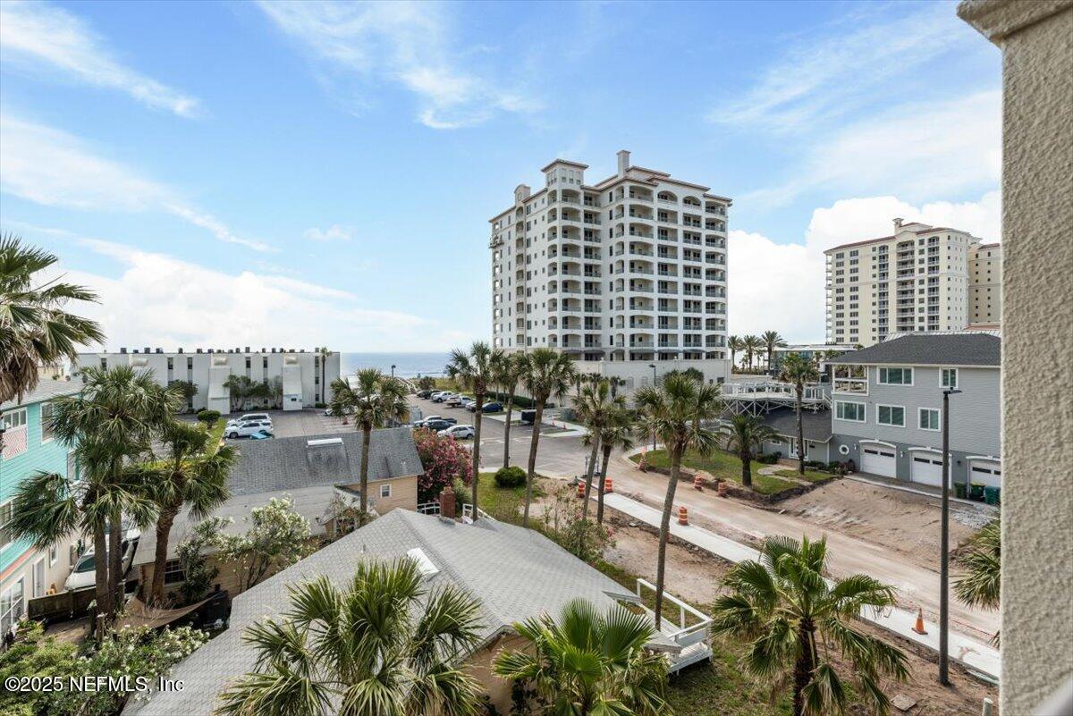 115 9TH Avenue S, 402