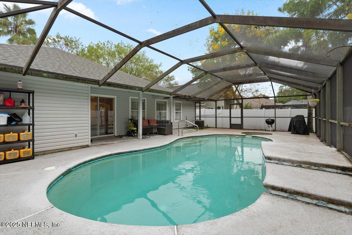 8901 CANOPY OAKS Drive, Jacksonville