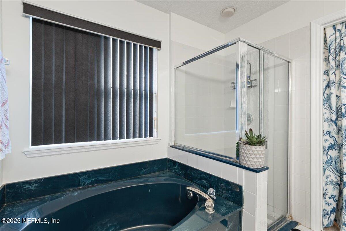 8901 CANOPY OAKS Drive, Jacksonville