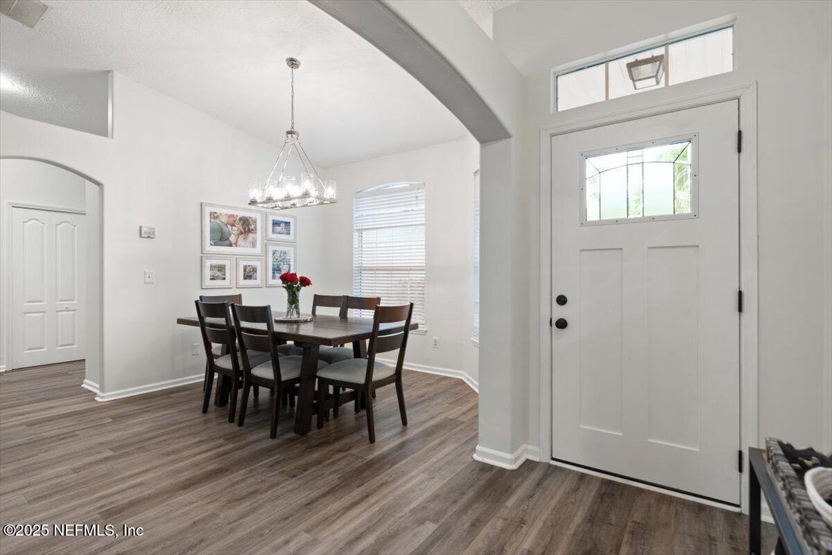 8901 CANOPY OAKS Drive, Jacksonville