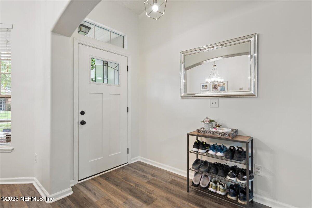 8901 CANOPY OAKS Drive, Jacksonville