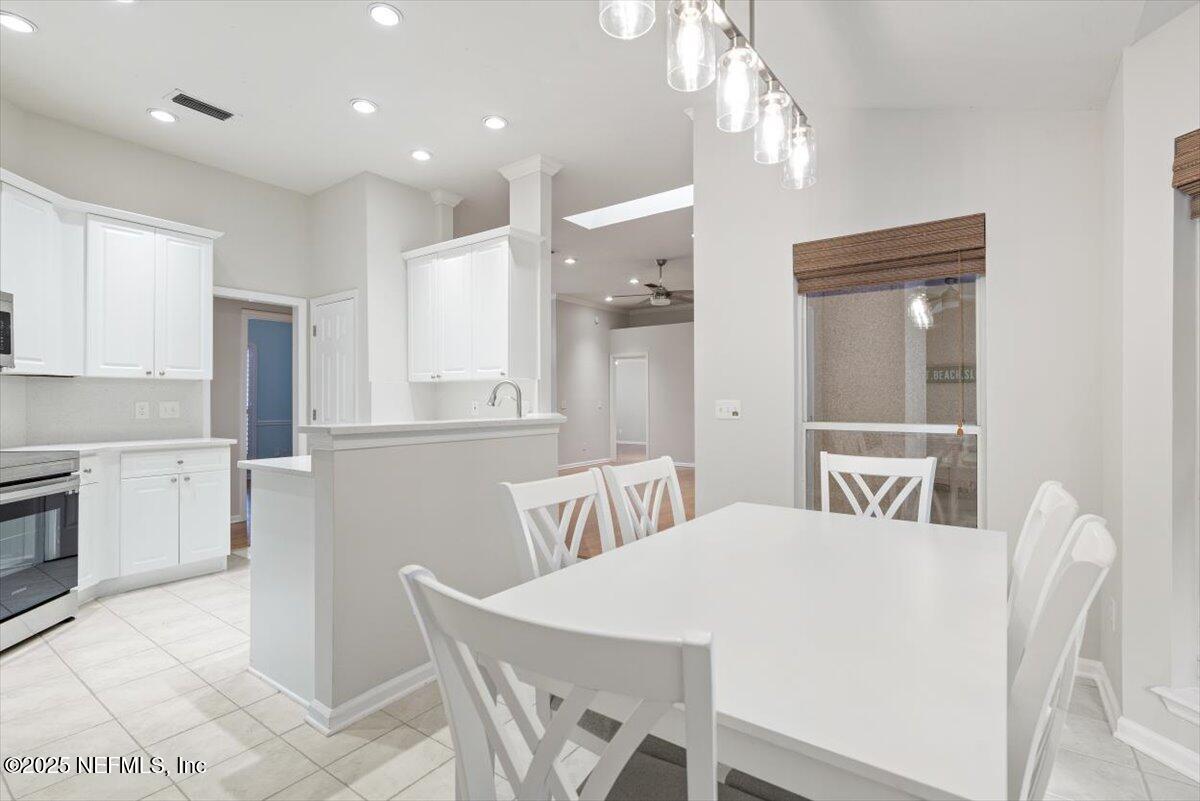 104 AZALEA POINT Drive S