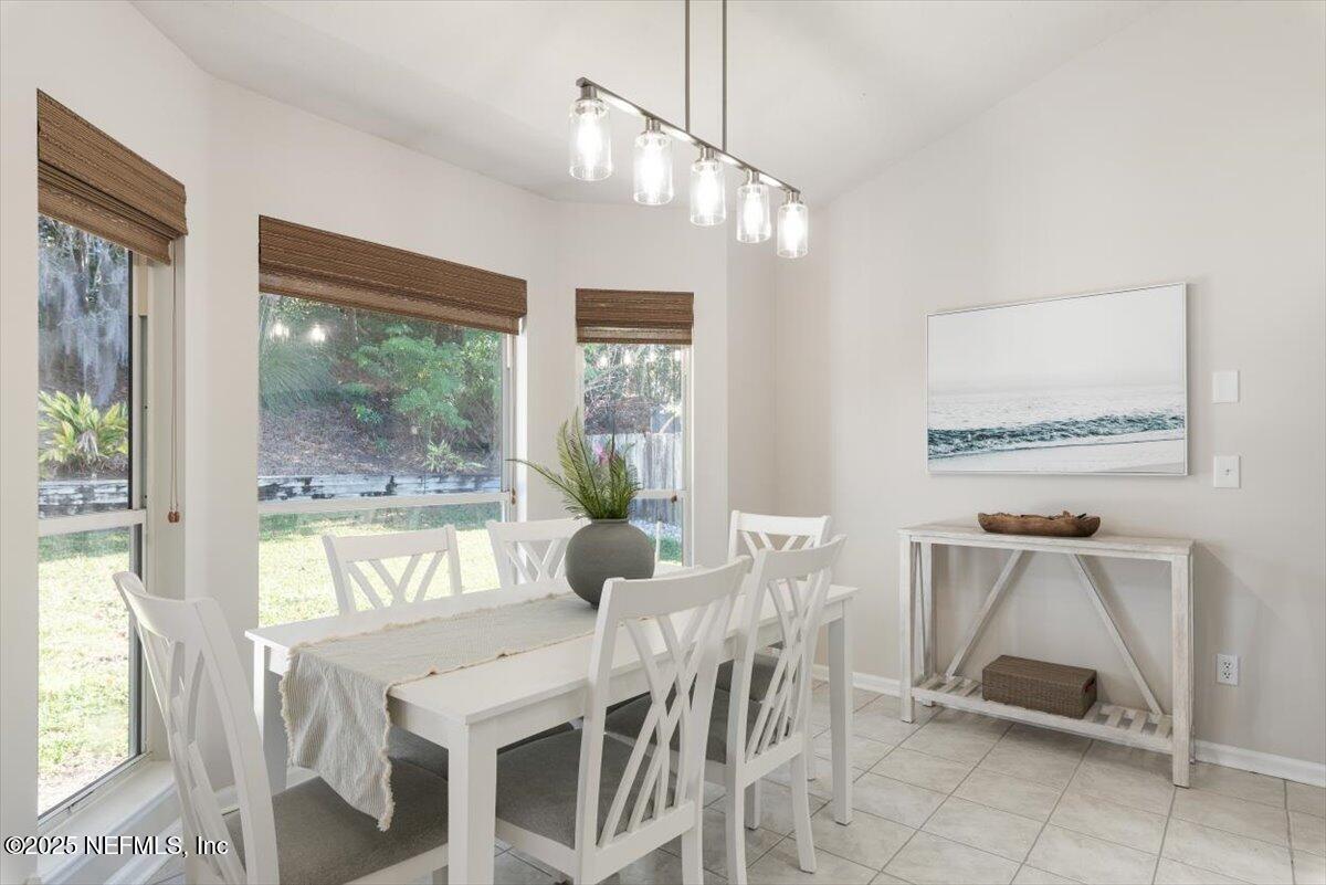 104 AZALEA POINT Drive S