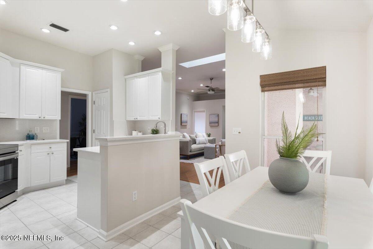 104 AZALEA POINT Drive S