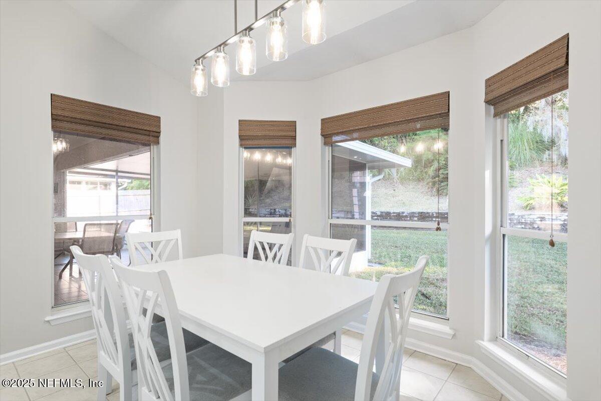 104 AZALEA POINT Drive S