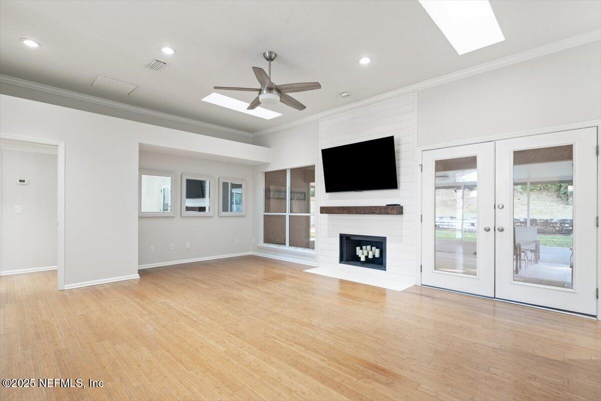 104 AZALEA POINT Drive S