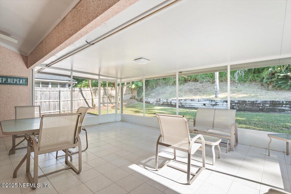 104 AZALEA POINT Drive S