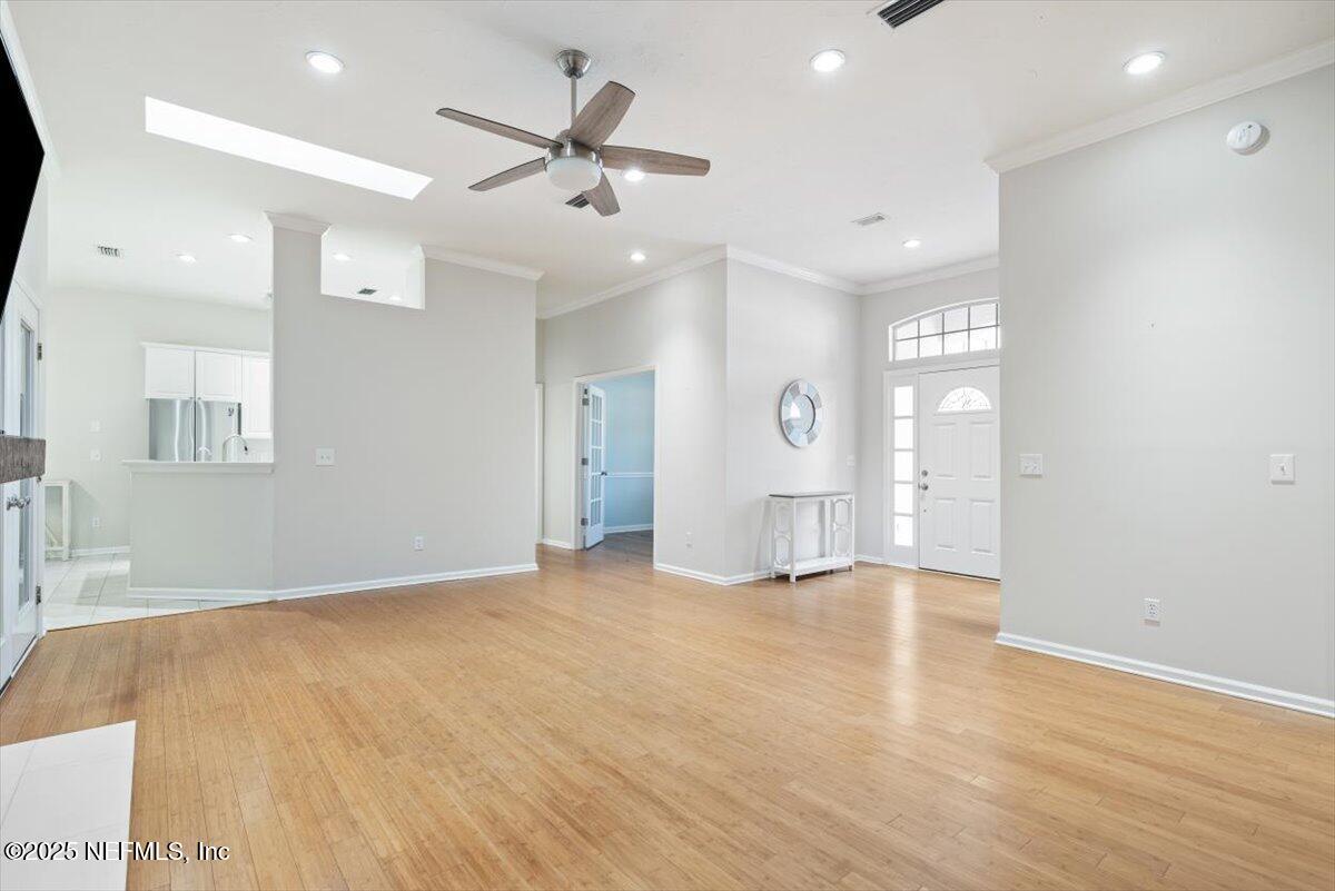 104 AZALEA POINT Drive S