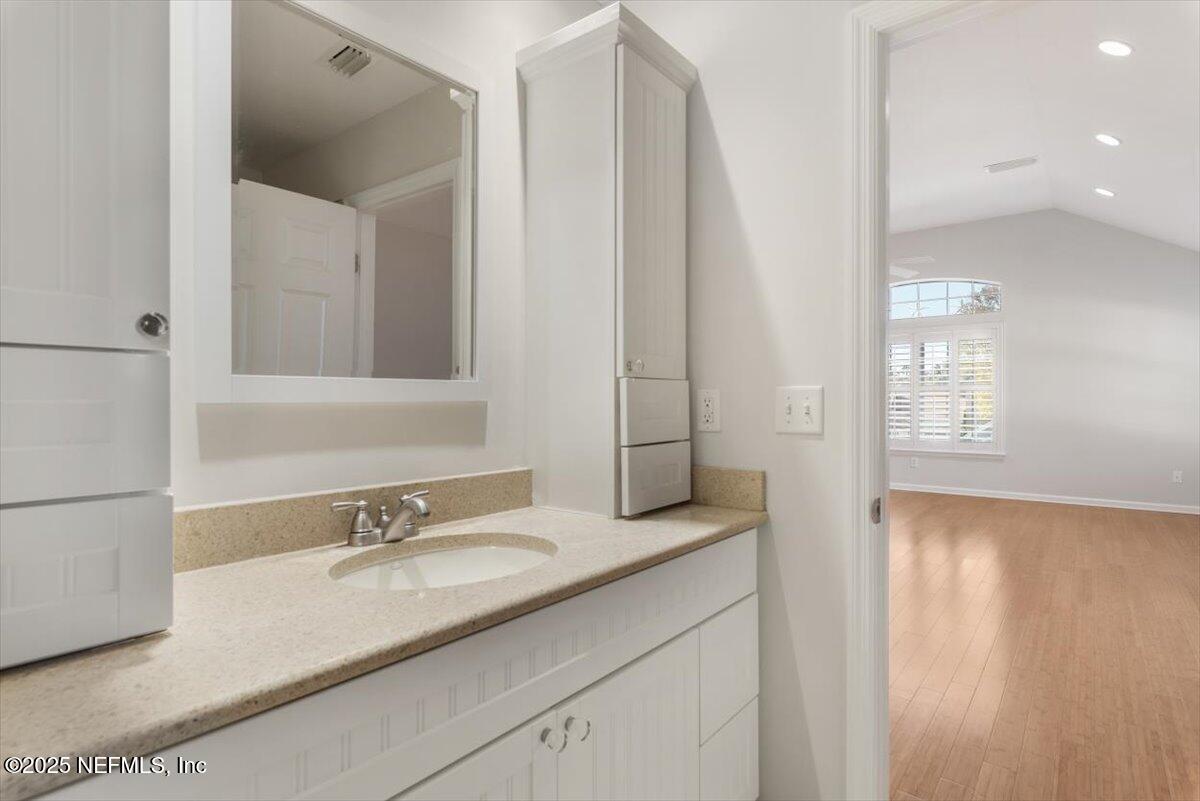 104 AZALEA POINT Drive S