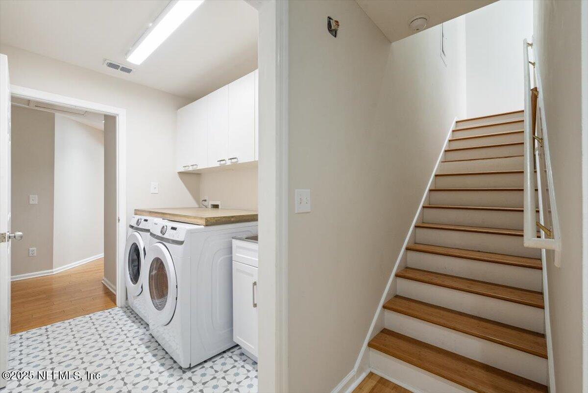 104 AZALEA POINT Drive S