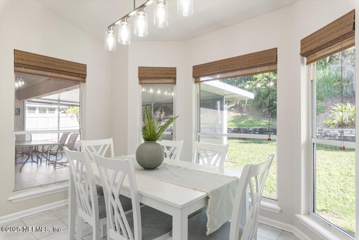 104 AZALEA POINT Drive S