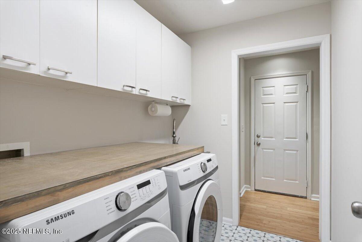 104 AZALEA POINT Drive S