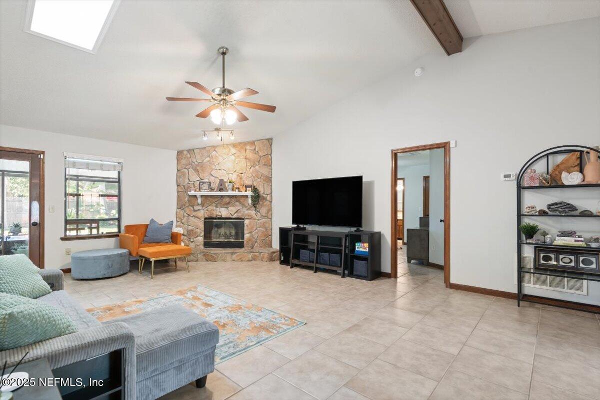 10858 MORGAN HORSE Drive E