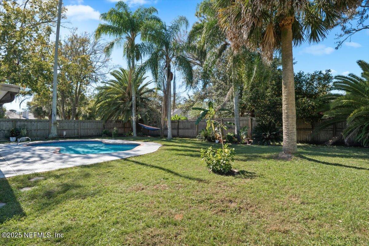 10858 MORGAN HORSE Drive E