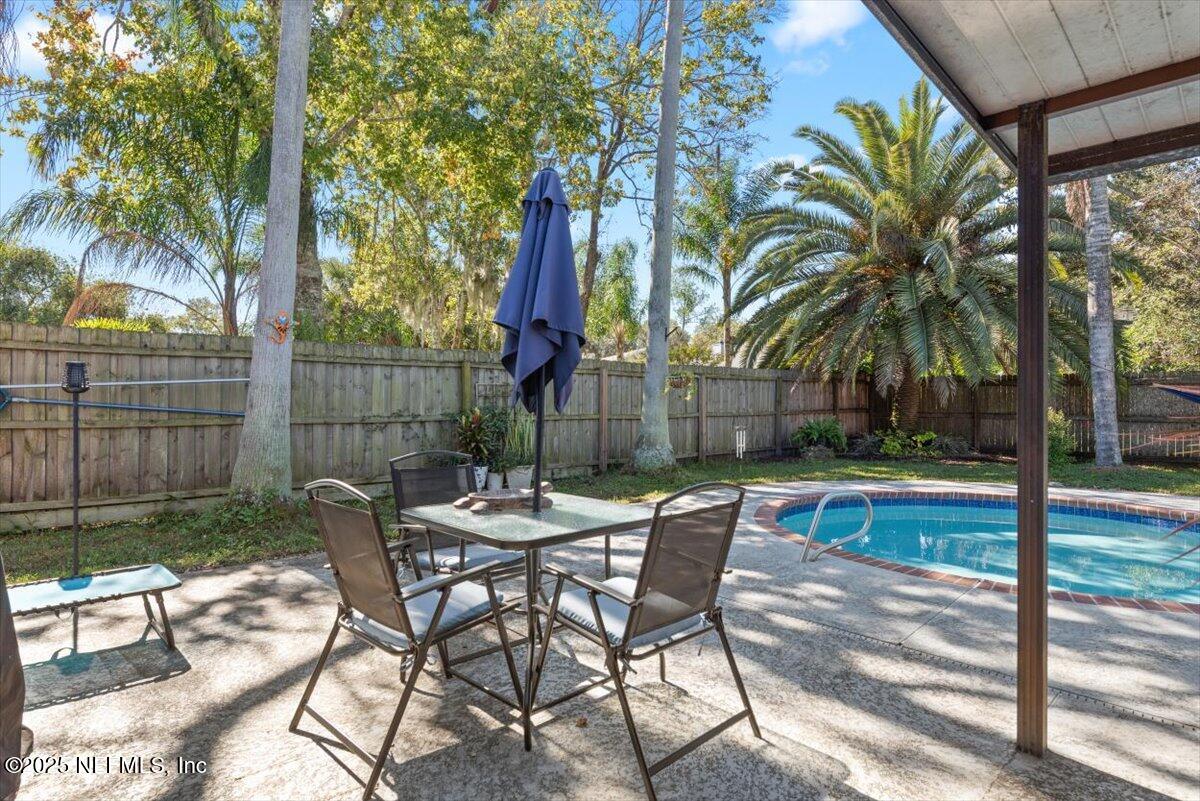 10858 MORGAN HORSE Drive E