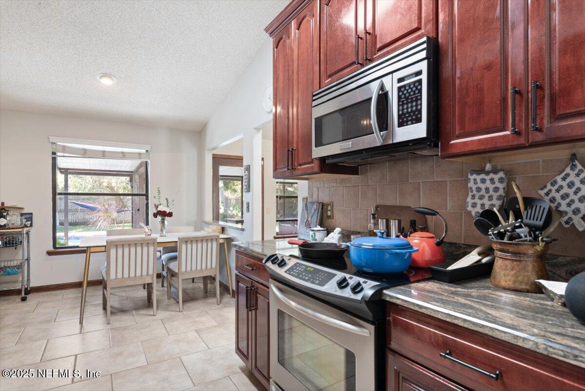 10858 MORGAN HORSE Drive E