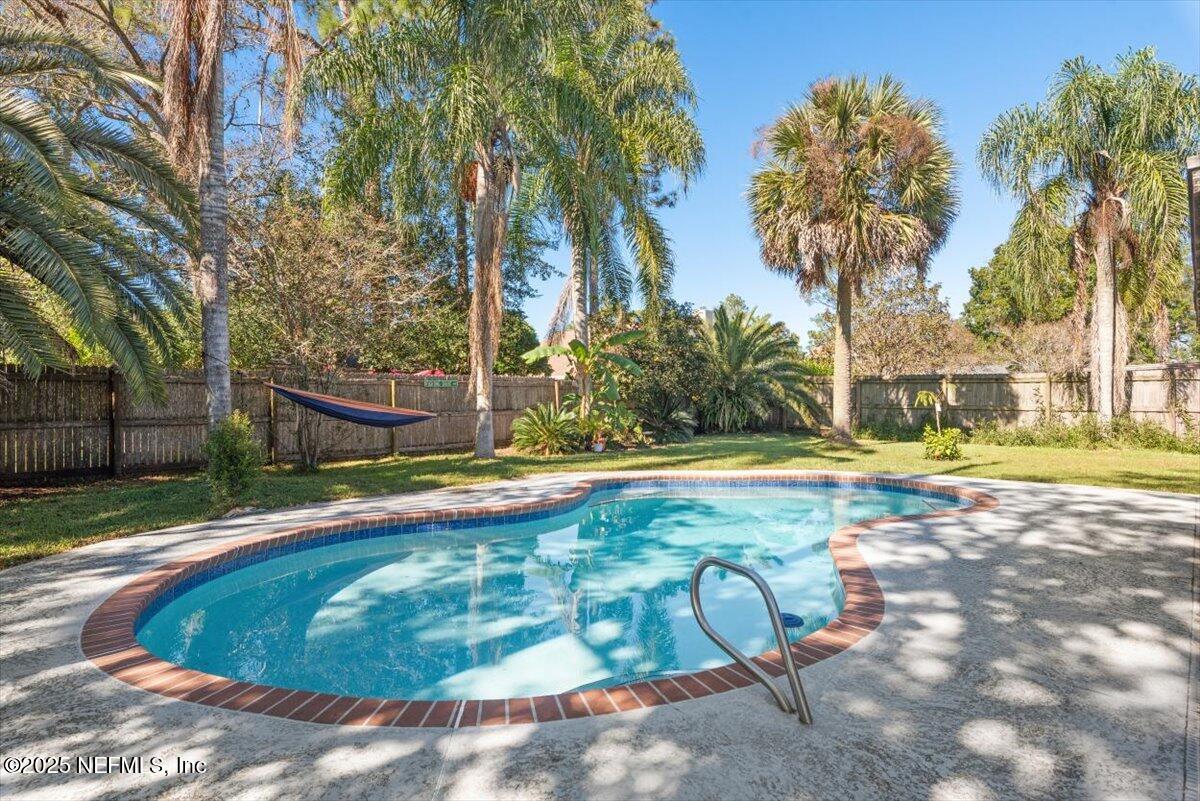 10858 MORGAN HORSE Drive E