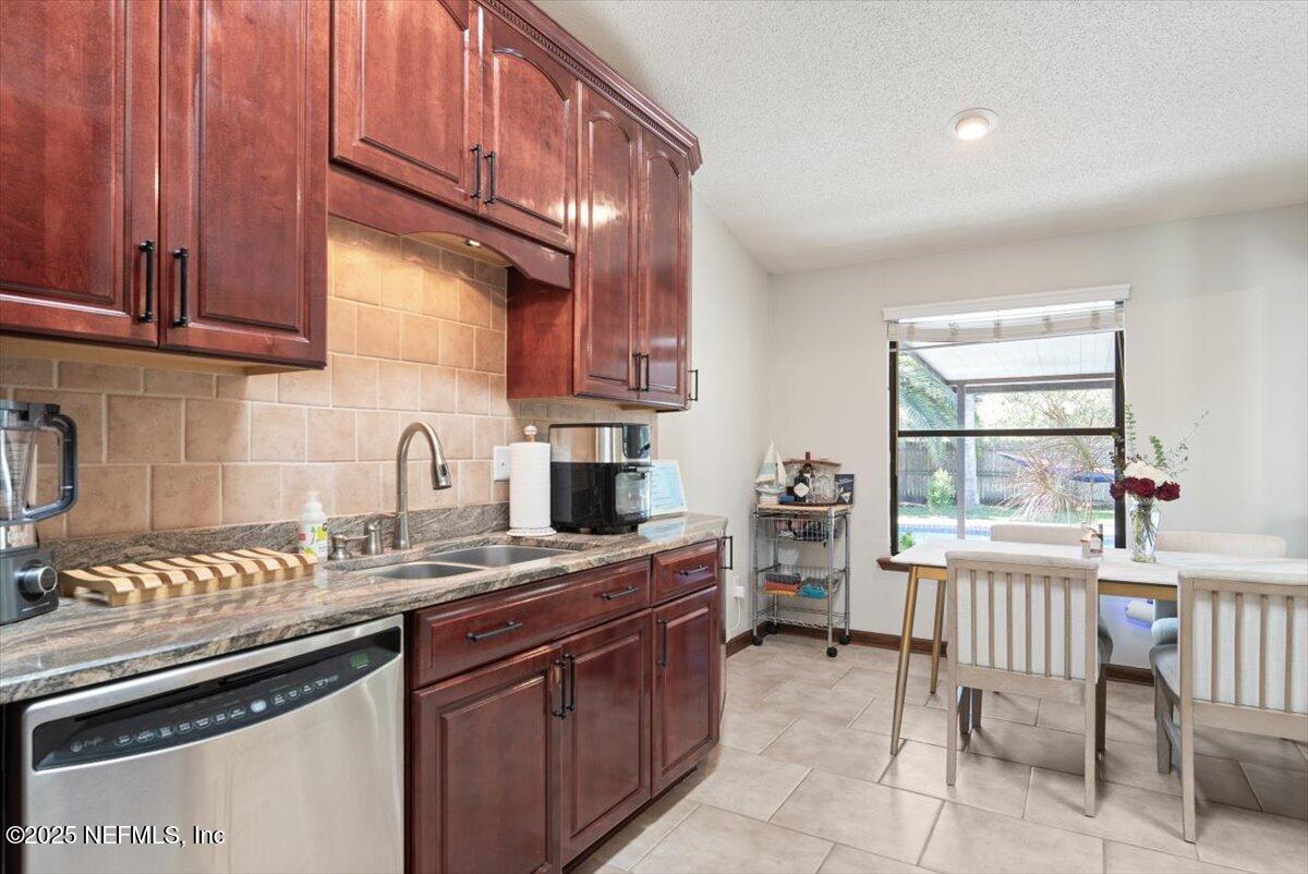 10858 MORGAN HORSE Drive E