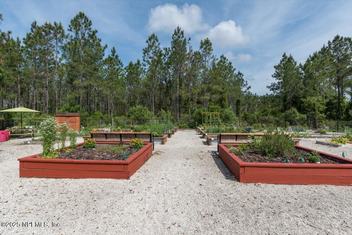 16 SAMANTHA Court, St. Augustine