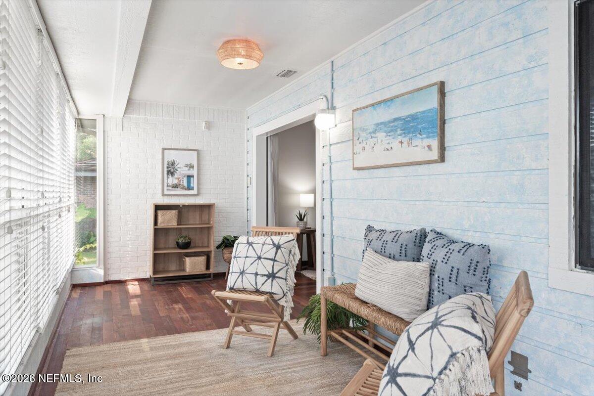 1909 S UNIVERSITY Boulevard 708