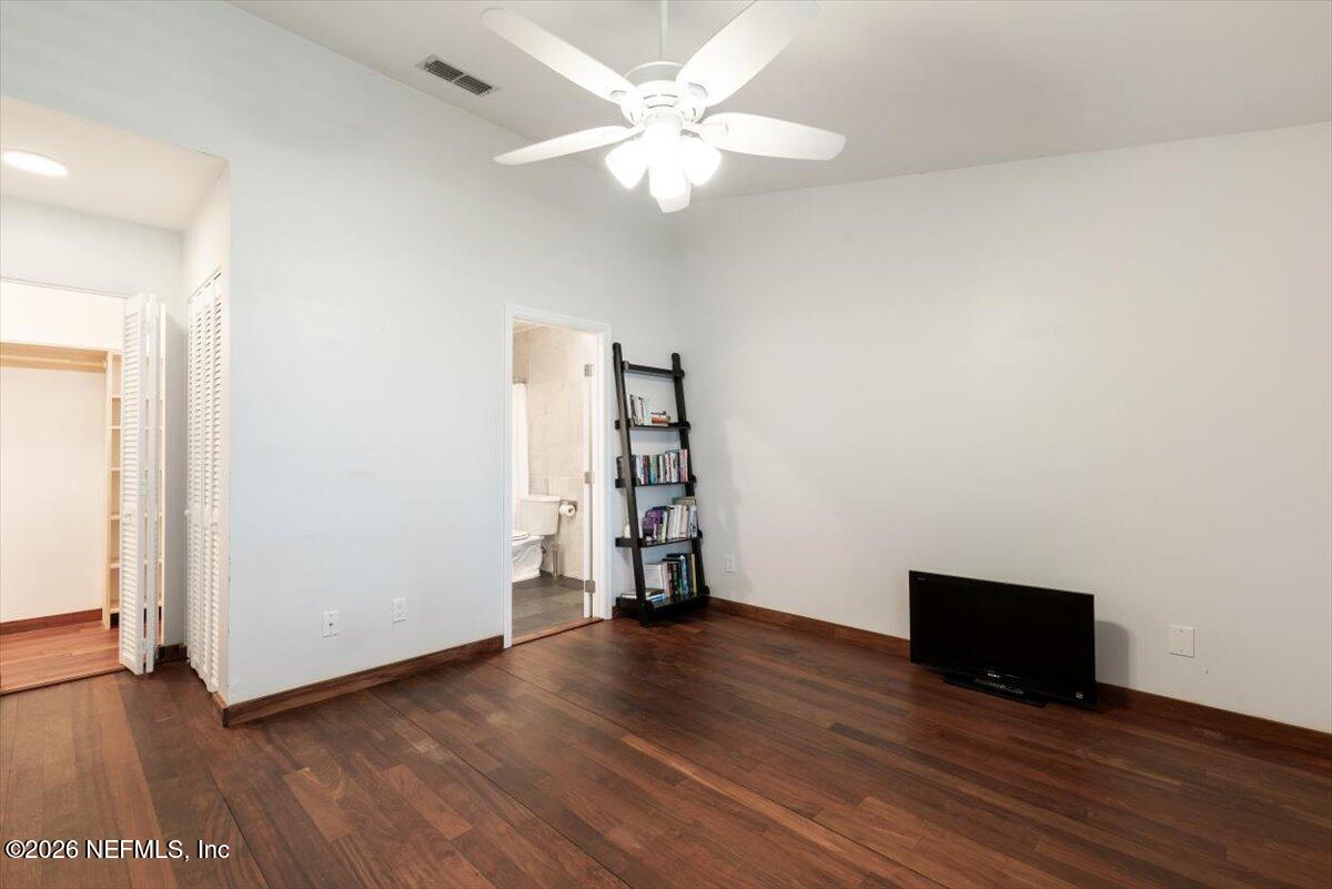 1909 S UNIVERSITY Boulevard 708