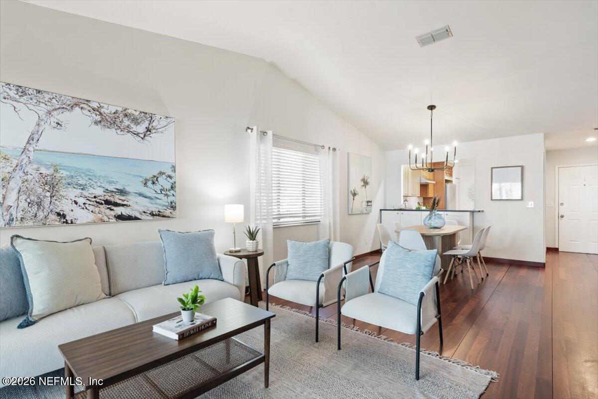 1909 S UNIVERSITY Boulevard 708