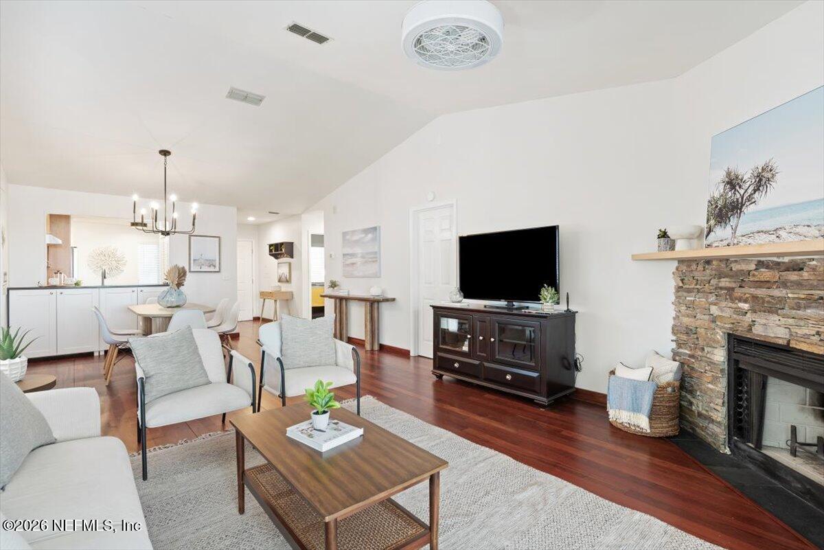 1909 S UNIVERSITY Boulevard 708