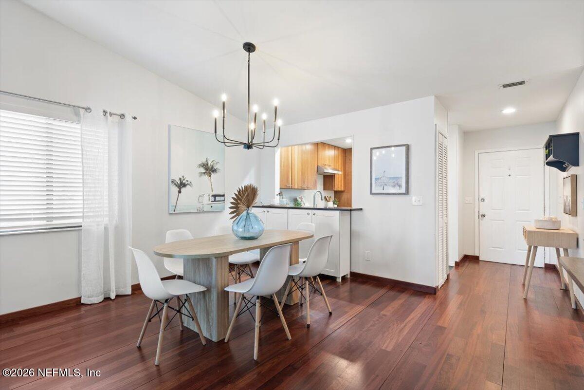 1909 S UNIVERSITY Boulevard 708