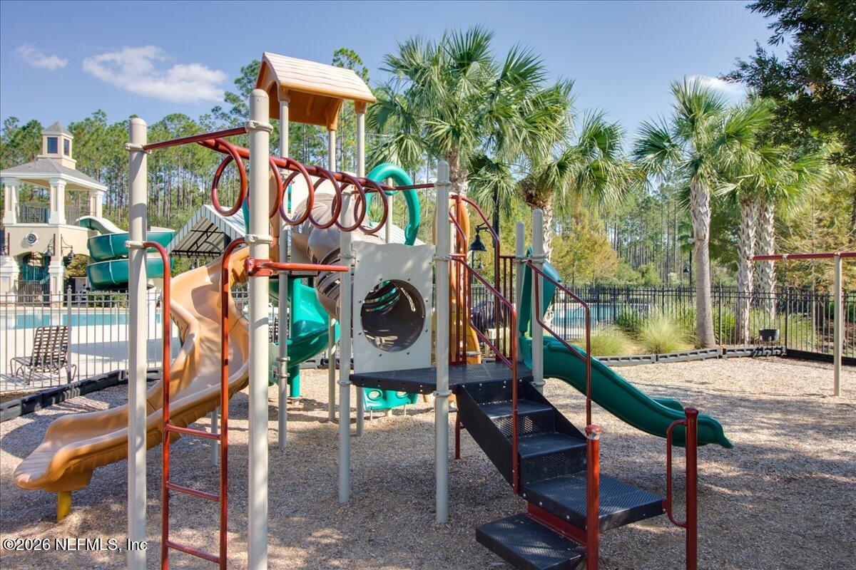 956 RUSTLEWOOD Lane, St. Johns