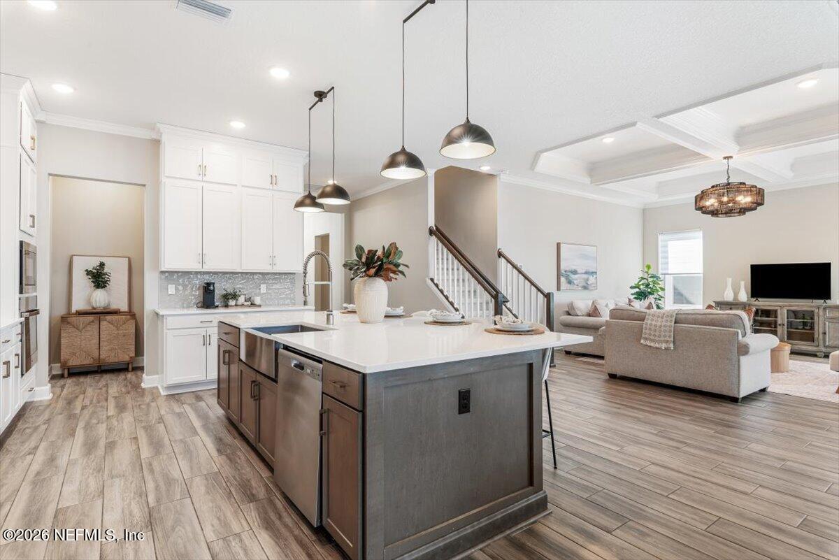 147 POTTERS MILL Trail