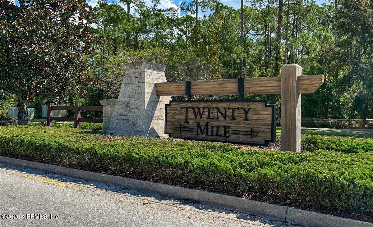 592 OUTLOOK Drive