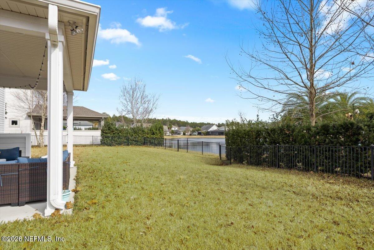 592 OUTLOOK Drive