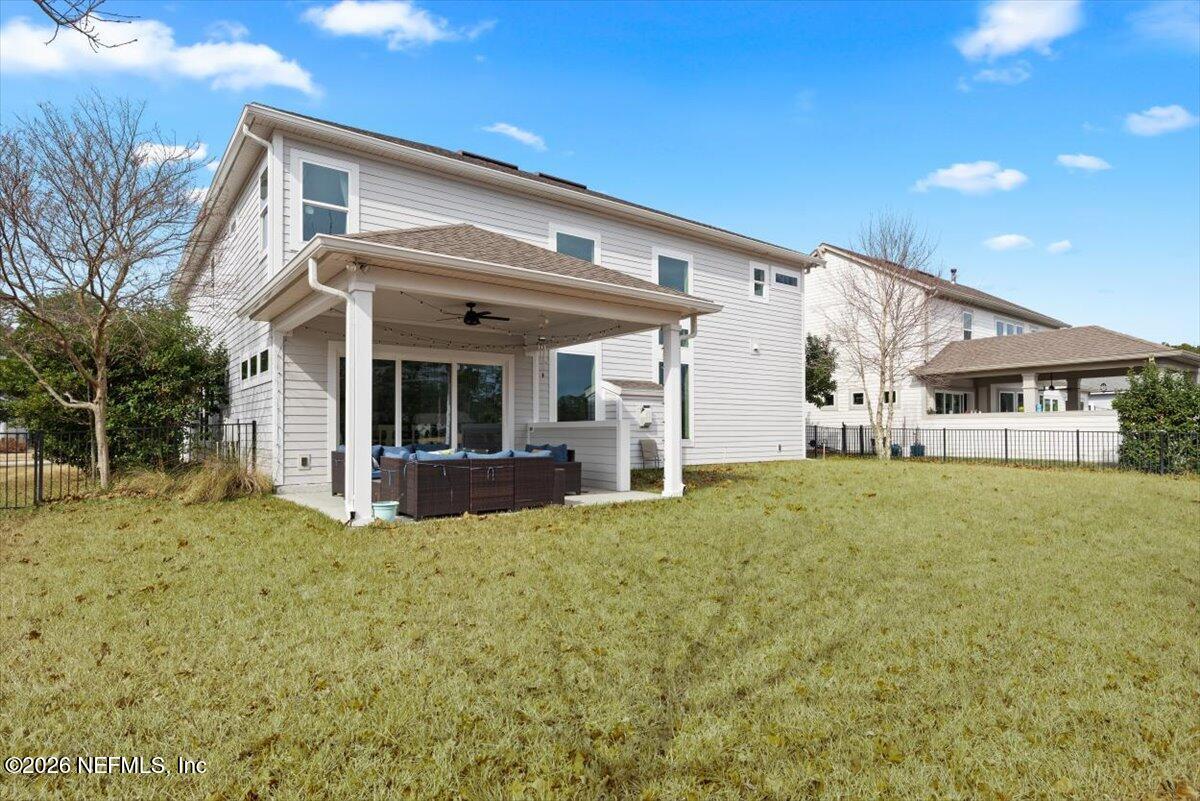 592 OUTLOOK Drive