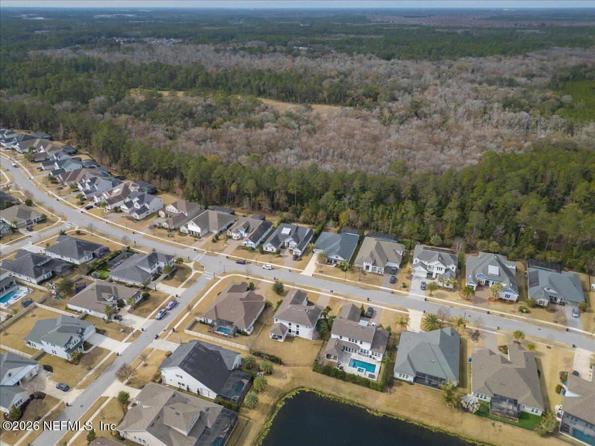592 OUTLOOK Drive