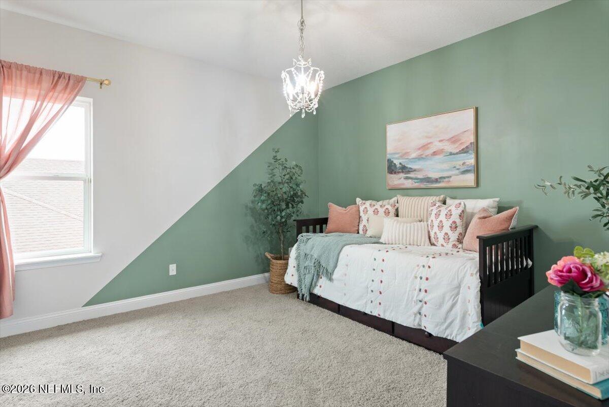 592 OUTLOOK Drive
