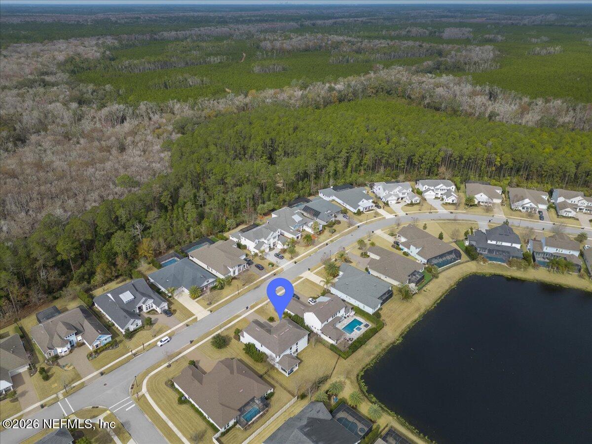 592 OUTLOOK Drive