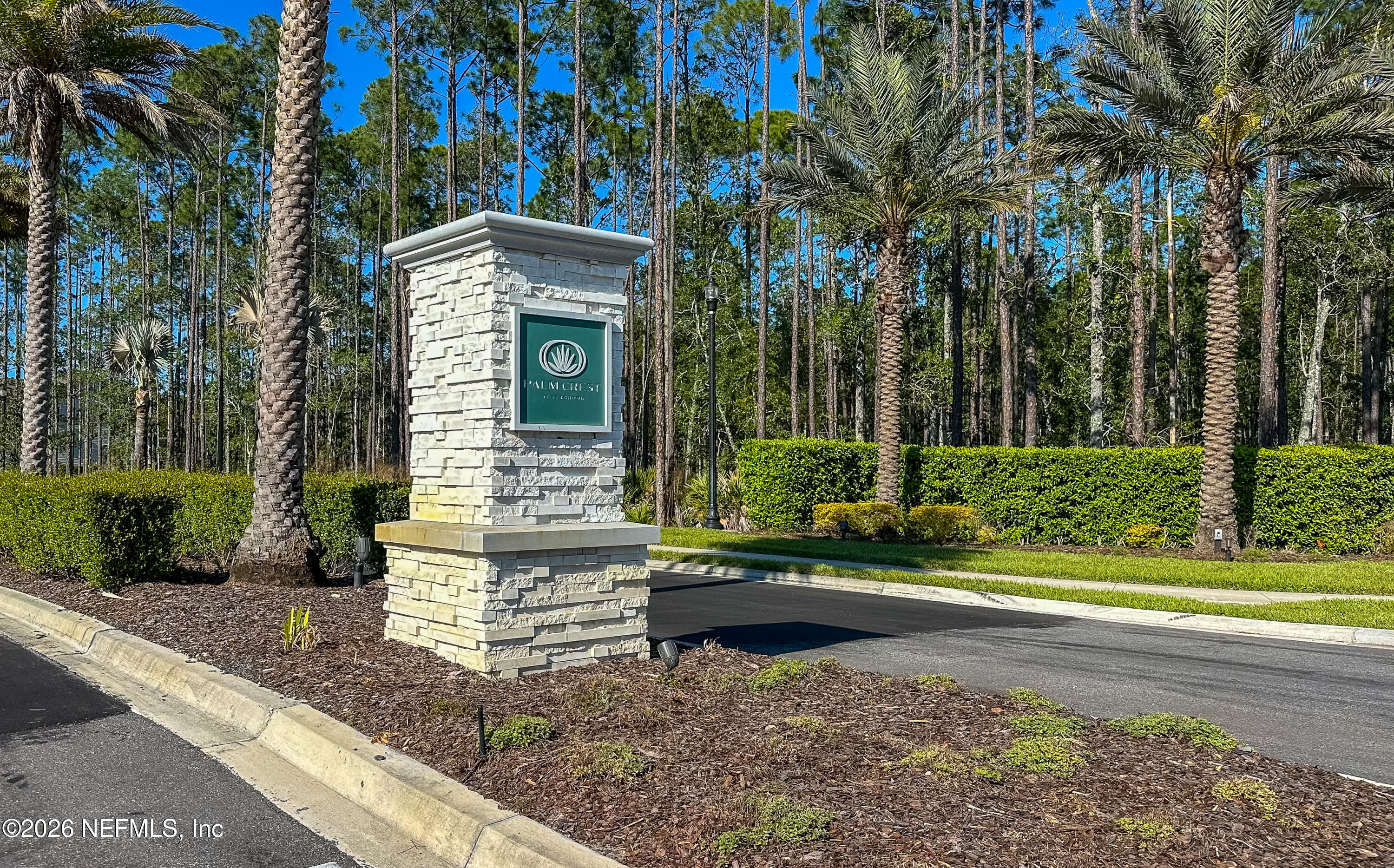 431 PALM CREST Drive