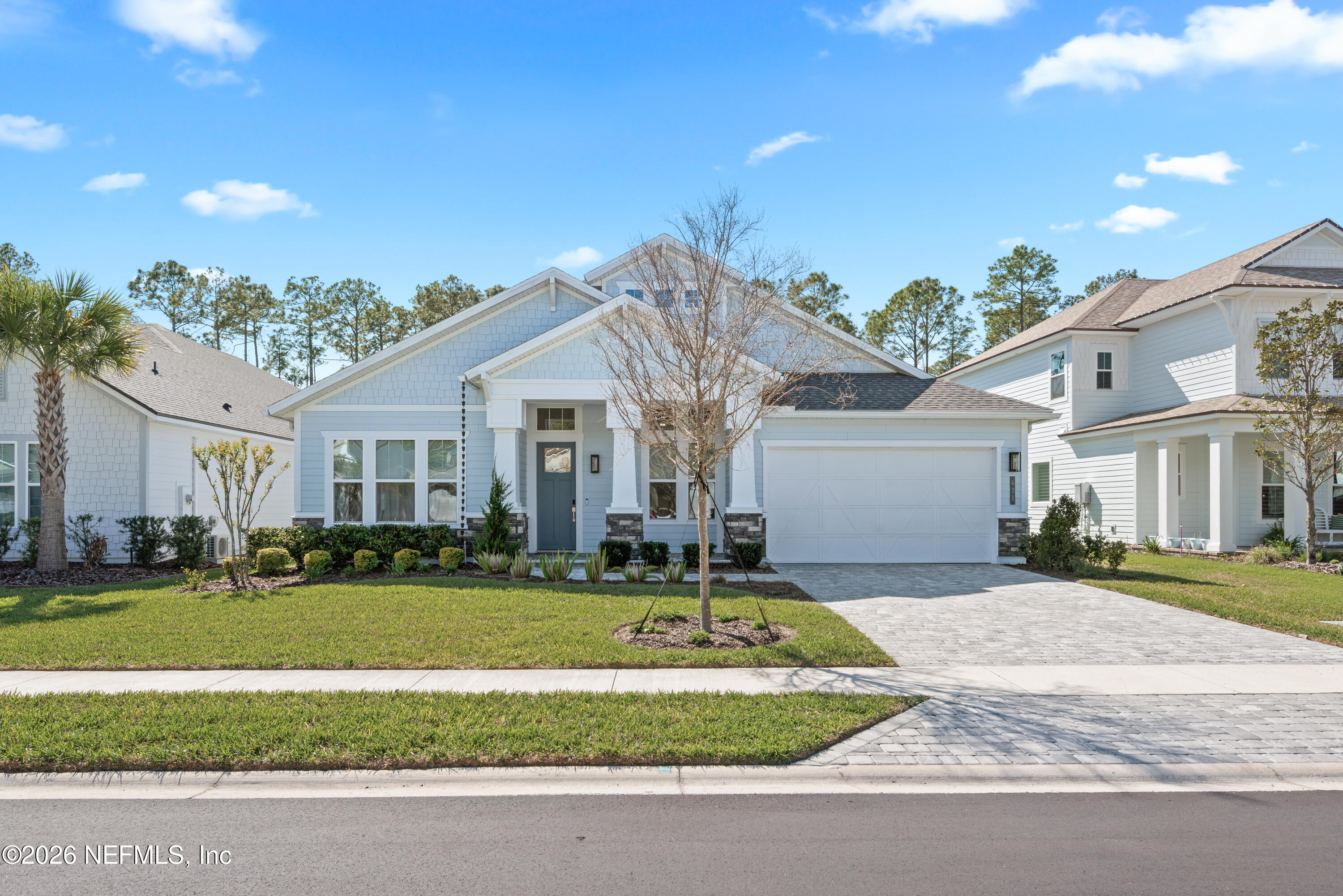431 PALM CREST Drive