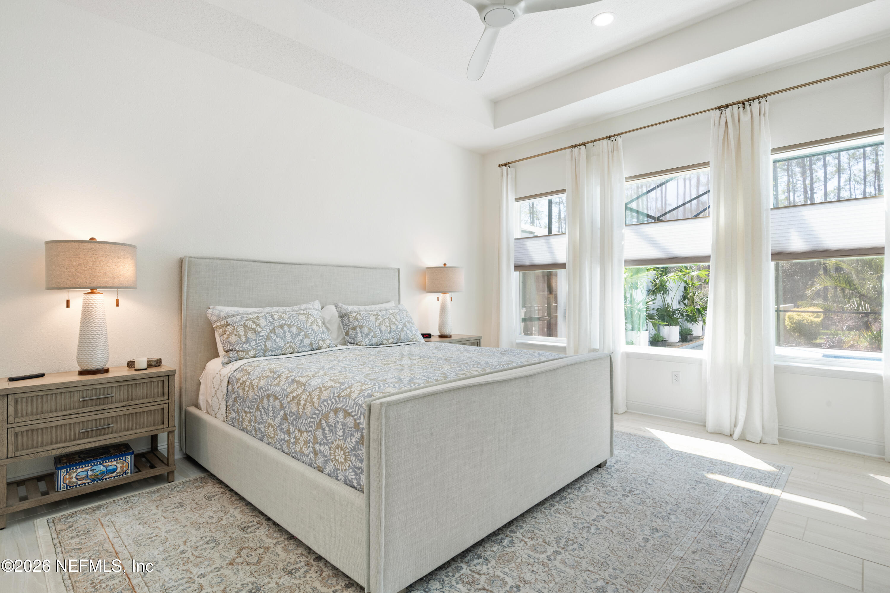 431 PALM CREST Drive