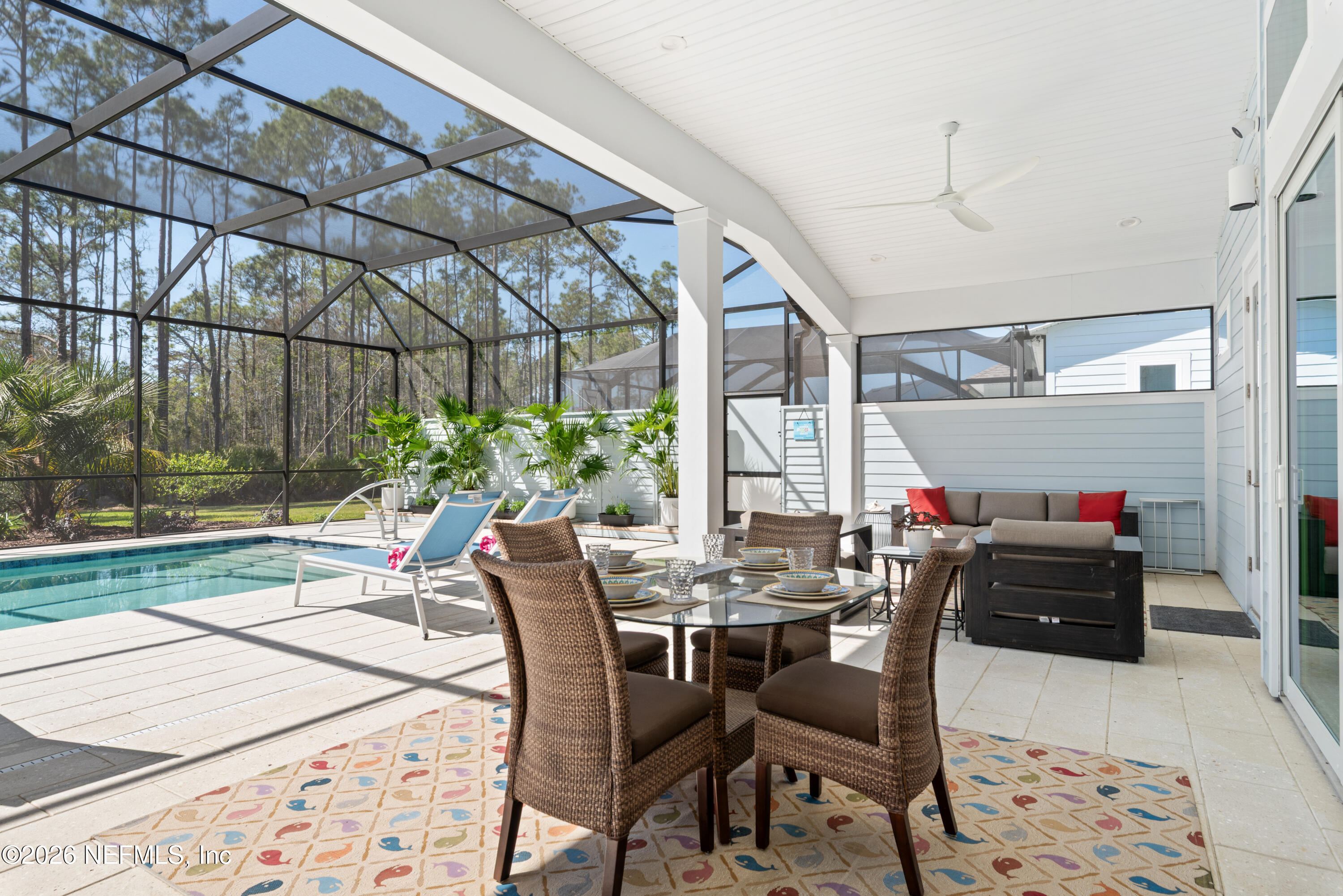 431 PALM CREST Drive