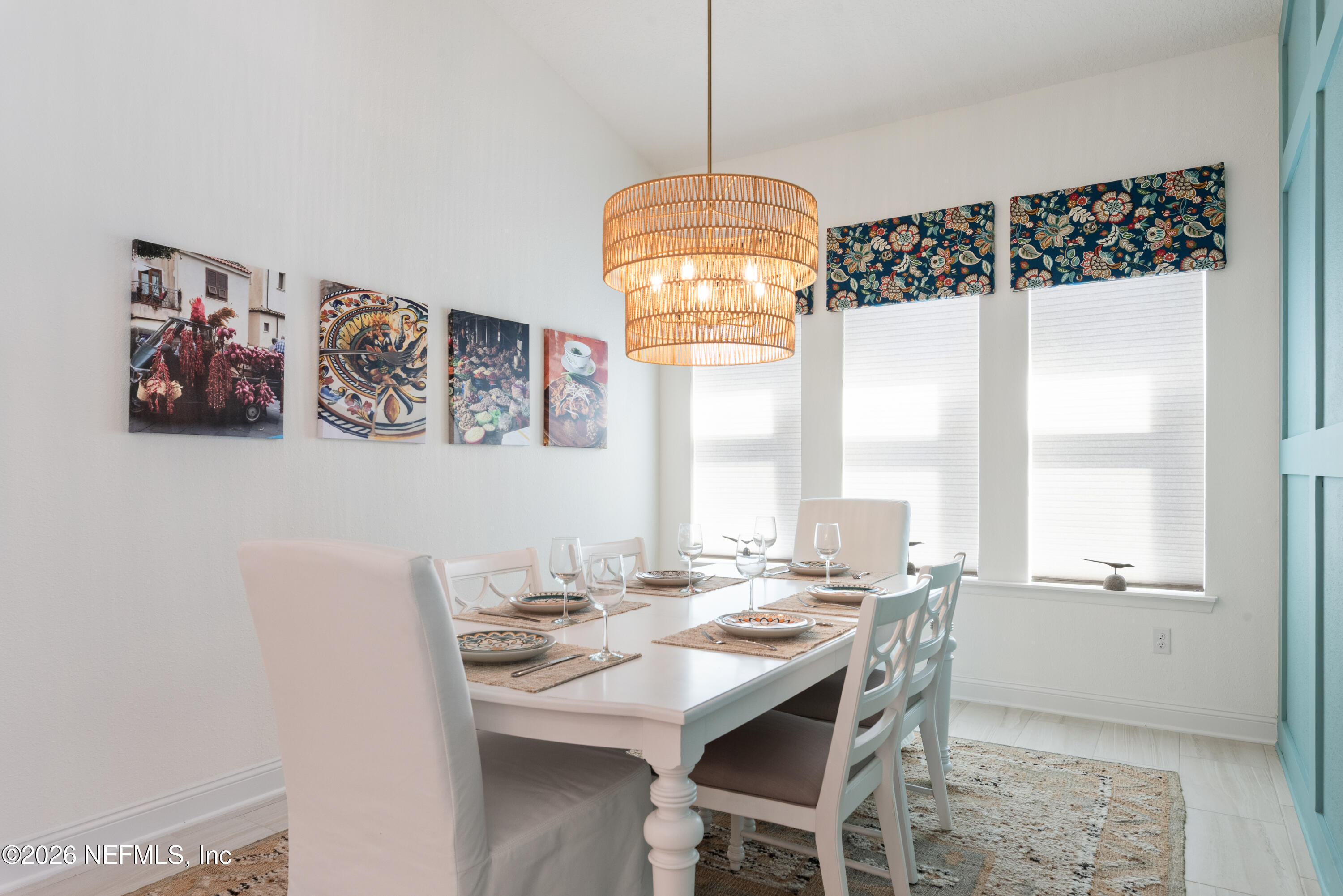 431 PALM CREST Drive