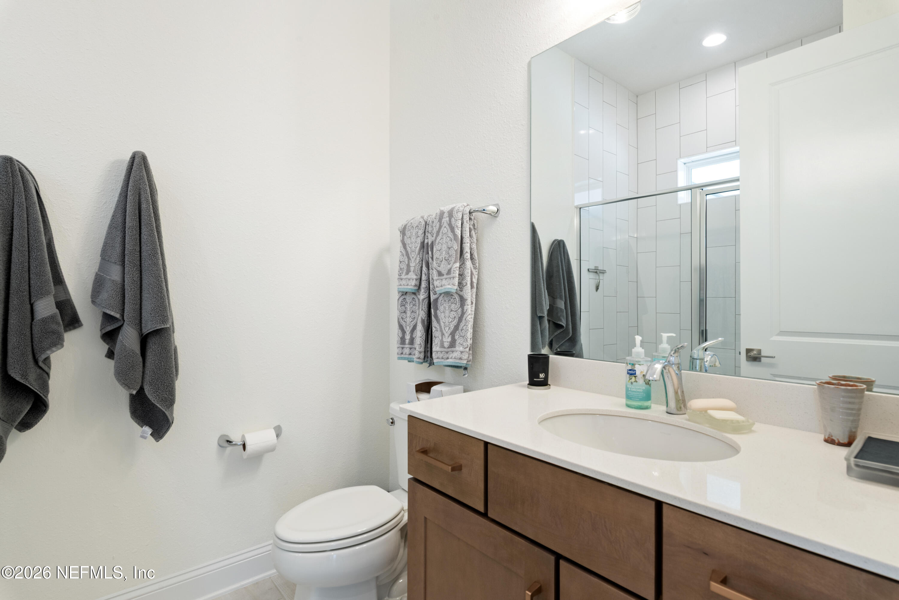 431 PALM CREST Drive