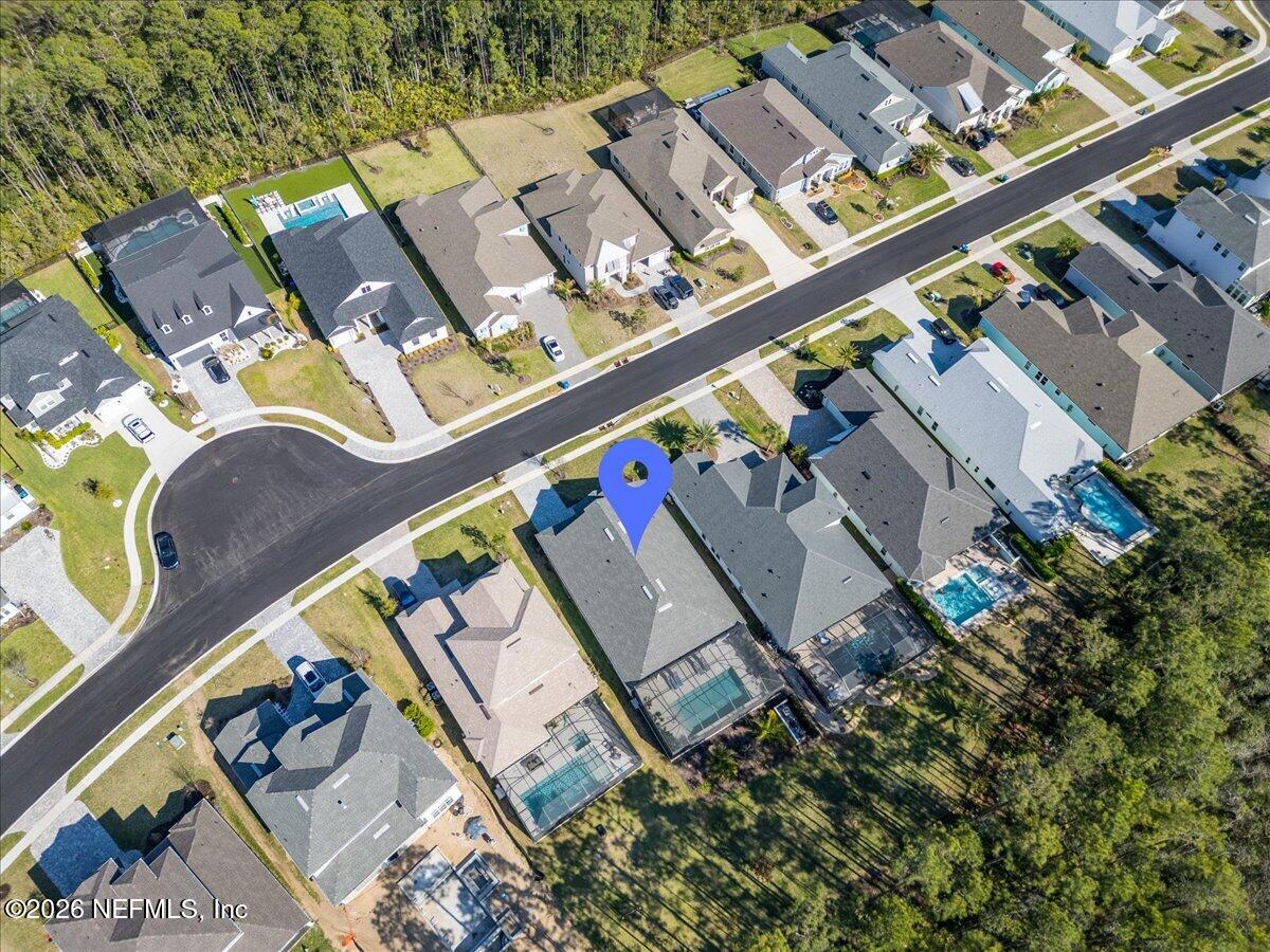 431 PALM CREST Drive