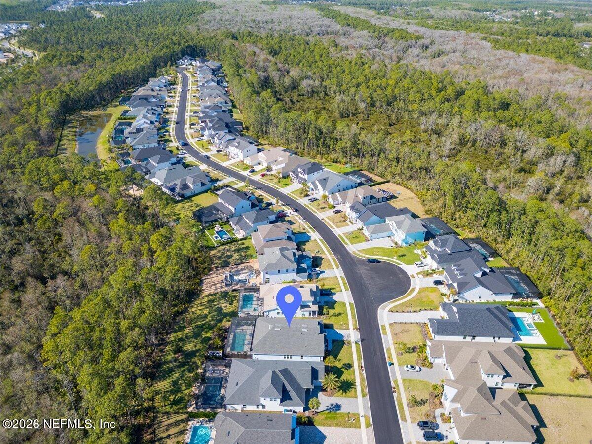 431 PALM CREST Drive