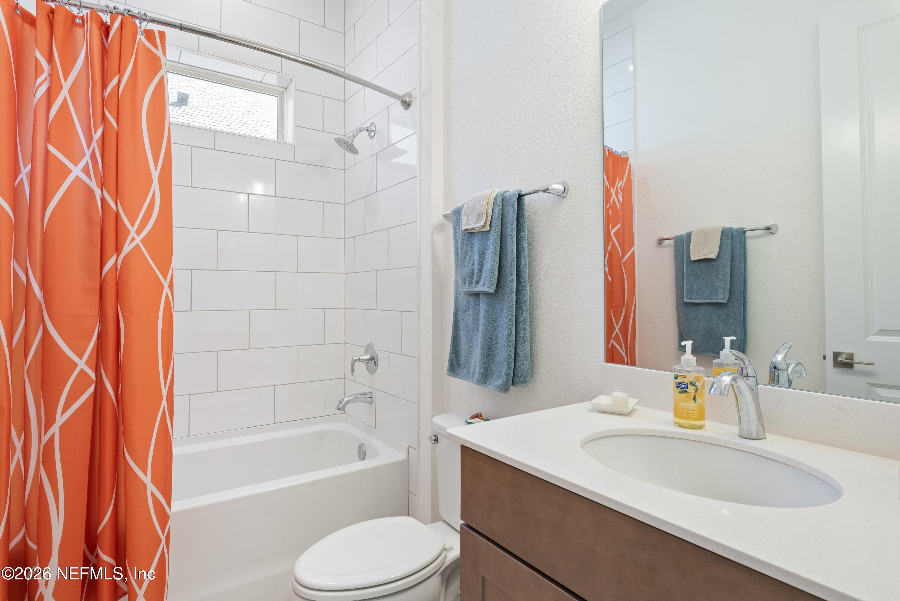 431 PALM CREST Drive