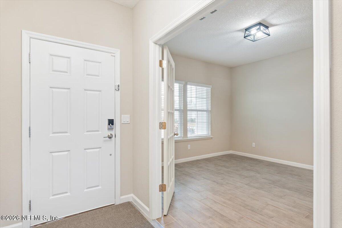 549 BROWN BEAR Run, St. Johns